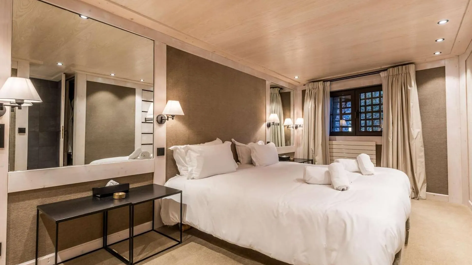 Duplex 4 Pers A Courchevel 1850 - Luxe Et Confort Au Pied Des Pistes - Fr-1-631-175 França